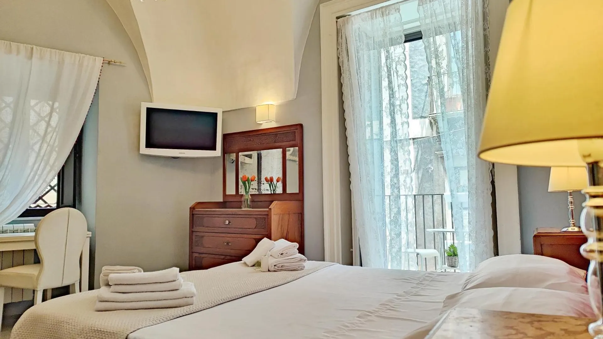 Appartamento Esclusivo Con Vista Duomo E 5 Balconi Catania Apartment