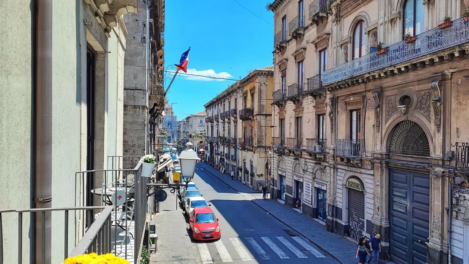 Appartamento Esclusivo Con Vista Duomo E 5 Balconi contacts